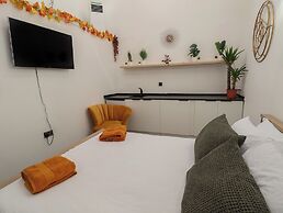 The Cloud Apartment 2