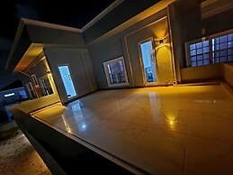 Little Heaven - Remarkable Spot in Georgetown