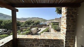 Keos by the Sea