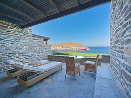 Keos by the Sea