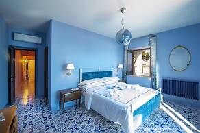 Villa Gr - Enchanting Villa Overlooking the Sea