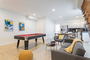 Cherry Suites 3BR Apt w W D Pool Table