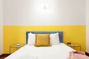 Sosuite 2BR Penthouse w W D Gym On-site Bar