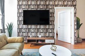 Sosuite 2BR Penthouse w W D Gym On-site Bar