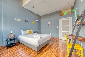 Sosuite 2BR Apt w W D Gym On-site Restaurant