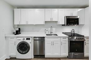 Sosuite 1BR Loft w W/d, Gym, Lounge