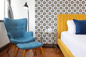 Sosuite 2BR Penthouse w W D Gym On-site Bar