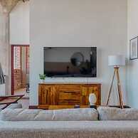 Sosuite 2BR Penthouse w Balcony W D Gym