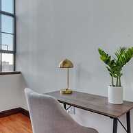 Sosuite 2BR Penthouse w Balcony W D Gym