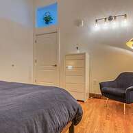 Sosuite 1BR Penthouse w W D Gym On-site Bar