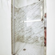 Sosuite 1BR Penthouse w W D Gym On-site Bar