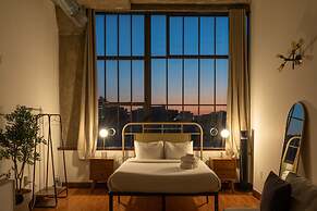 Sosuite Studio w W/d, Gym, On-site Restaurant