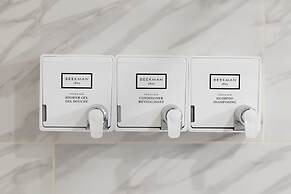 Sosuite Studio w W/d, Gym, On-site Restaurant