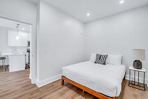 Sosuite 2BR Apt w Park View, W/d, Gym, Lounge