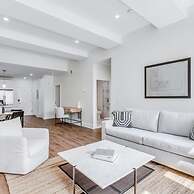 Sosuite 2BR Apt w Park View, W/d, Gym, Lounge