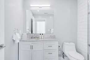 Sosuite 2BR Apt w Park View, W/d, Gym, Lounge