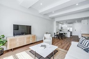 Sosuite 2BR Apt w Park View, W/d, Gym, Lounge