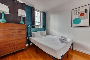 Stairway 3BR Apt w W D Ideal for Groups