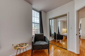 Stairway 3BR Apt w W D Ideal for Groups