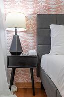 Stairway 3BR Apt w W D Ideal for Groups