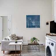 Sosuite 1BR Apt w W D Gym Lounge Park View