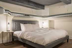 Sosuite 2BR Loft w Shared W/d, Gym, Lounge