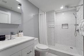 Sosuite 2BR Loft w Shared W/d, Gym, Lounge