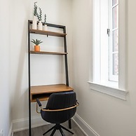 Sosuite 1BR Apt w W/d, Desk Alcove