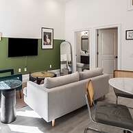 Sosuite 1BR Apt w W/d, Desk Alcove