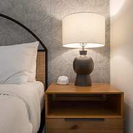 Sosuite 1BR Apt w W/d, Desk Alcove