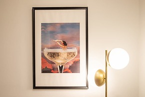 Sosuite 2BR Apt w W/d, Gym, On-site Restaurant