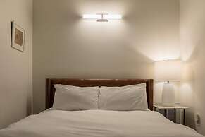 Sosuite Micro Studio w Shared W D Gym Lounge