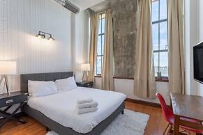 Sosuite 2BR Penthouse w W D Gym On-site Bar