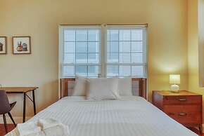 Cherry Suites 3BR Apt w W D Foosball Table