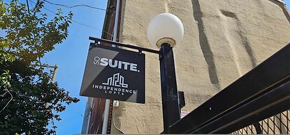 Sosuite Studio Penthouse w Gym On-site Bar