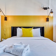 Sosuite 2BR Apt w W/d, Gym, On-site Restaurant