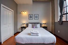 Sosuite 2BR Apt w W D Gym On-site Restaurant