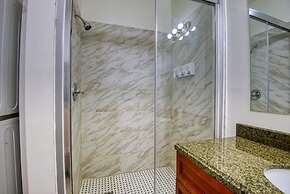 Sosuite 2BR Apt w W D Gym On-site Restaurant