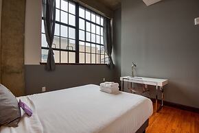 Sosuite 2BR Apt w W D Gym On-site Restaurant