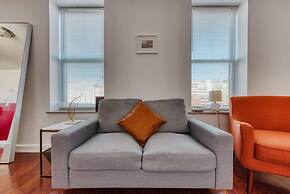 Stairway 3BR Apt w W D Home Theater