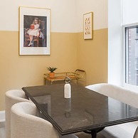 Sosuite 1BR Apt w W/d, Large Dining Seating