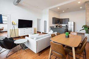 Sosuite 2BR Apt w W/d, Gym, On-site Restaurant