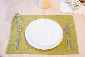 Alimos Bright Apartment Near the Beach