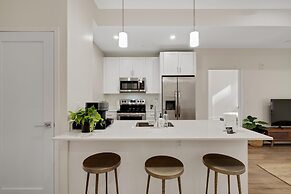 Sosuite 2BR Apt w W/d, Gym, Lounge