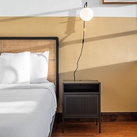 Sosuite 3BR Apt w Balcony, W/d, Gym, On-site Bar