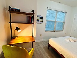 Cherry Suites 2BR Apt w W D Arcade Machine