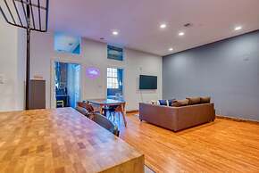 Sosuite 2BR Apt w W D Gym On-site Restaurant