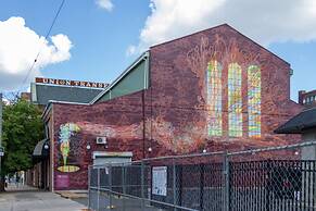 Sosuite 2BR Apt w W D Gym On-site Restaurant