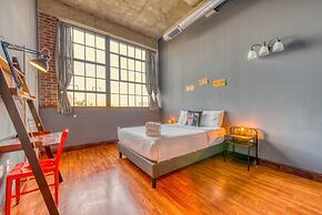 Sosuite 2BR Apt w W D Gym On-site Restaurant