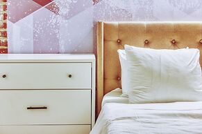 Sosuite 2BR Apt w W/d, Gym, On-site Restaurant